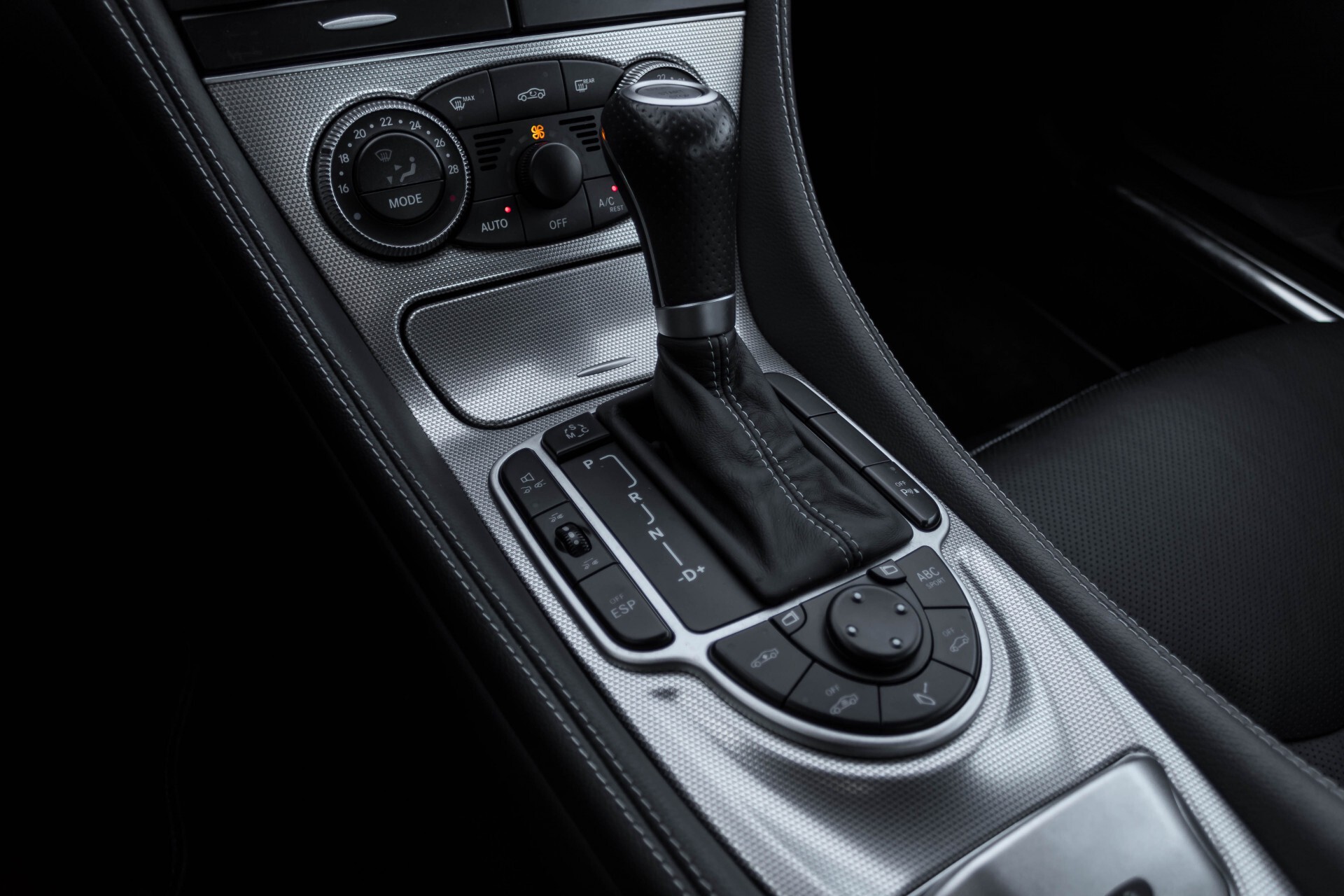 Mercedes-Benz SL-Klasse 500 Sport ABC/Harman-Kardon/Comand/Distronic Aut7 NP €175292 Foto 26