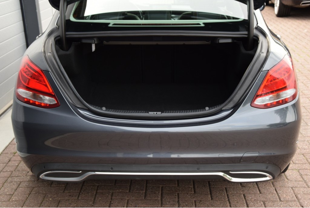 Mercedes-Benz C-Klasse 180 Avantgarde Schuifdak/Spoor/Touchpad Aut7 Foto 18