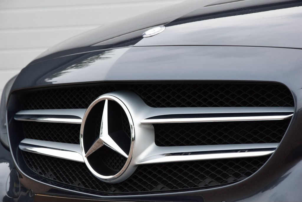 Mercedes-Benz C-Klasse 180 Avantgarde Schuifdak/Spoor/Touchpad Aut7 Foto 23