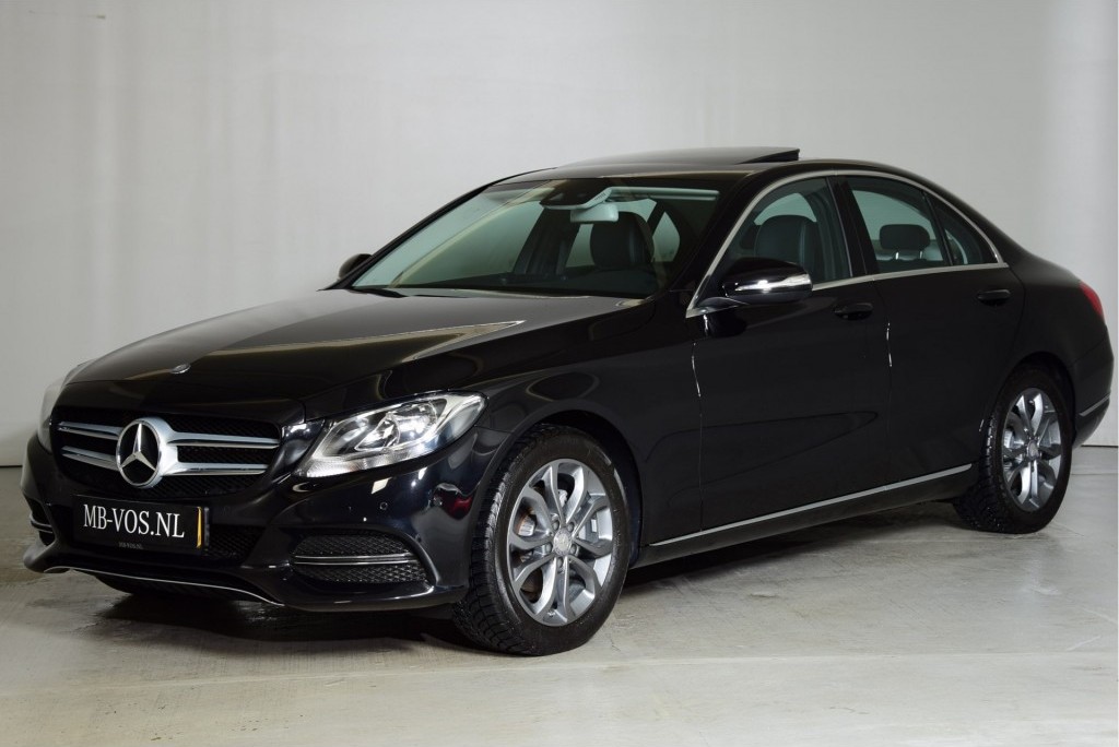 Mercedes-Benz C-Klasse 180 Avantgarde Schuifdak/Spoor/Touchpad Aut7 Foto 1