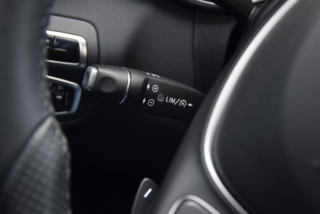 Mercedes-Benz C-Klasse 180 Avantgarde Schuifdak/Spoor/Touchpad Aut7 Foto 7