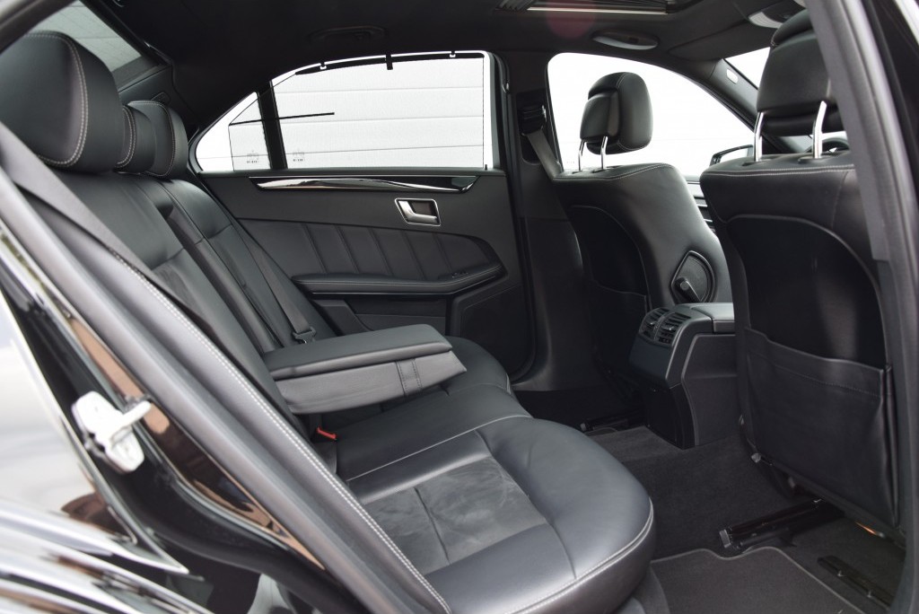 Mercedes-Benz E-Klasse 250 Cdi 4-Matic AMG Schuifdak/Com/Rolo's Aut7 Foto 4