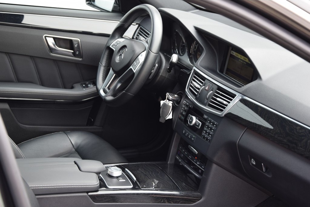 Mercedes-Benz E-Klasse 250 Cdi 4-Matic AMG Schuifdak/Com/Rolo's Aut7 Foto 9