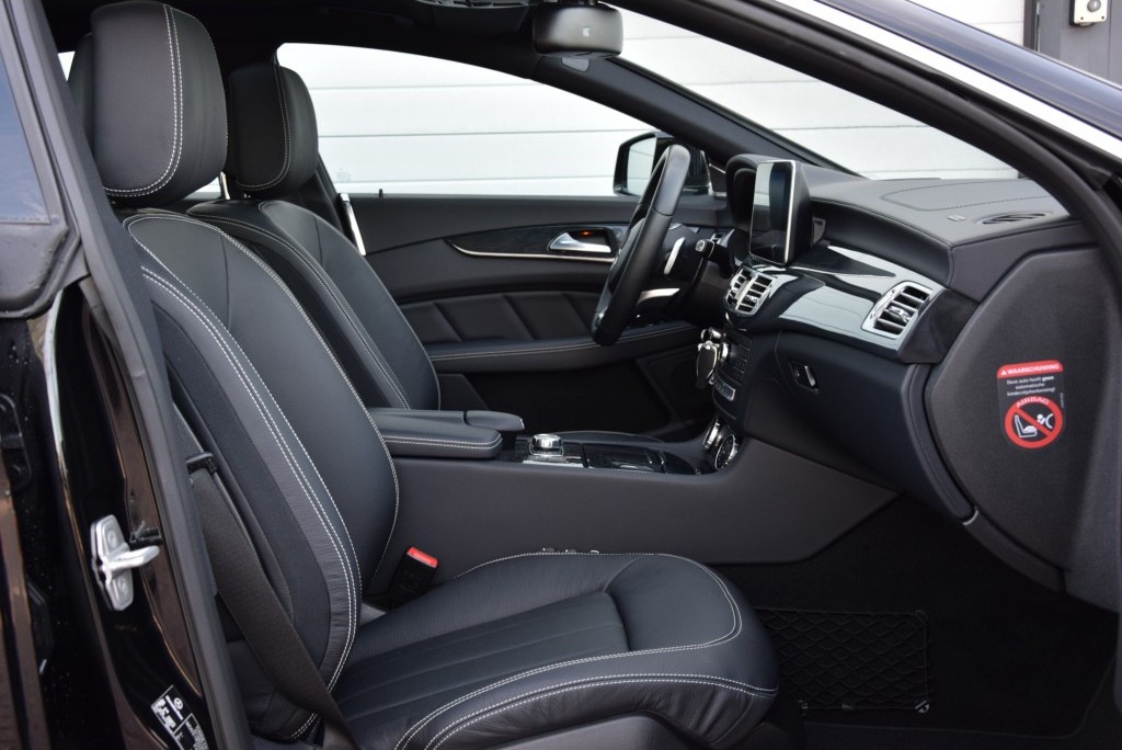Mercedes-Benz CLS-Klasse 350 d Bluetec AMG Airmatic/ILS/Harman-Kardon Aut9 Foto 3