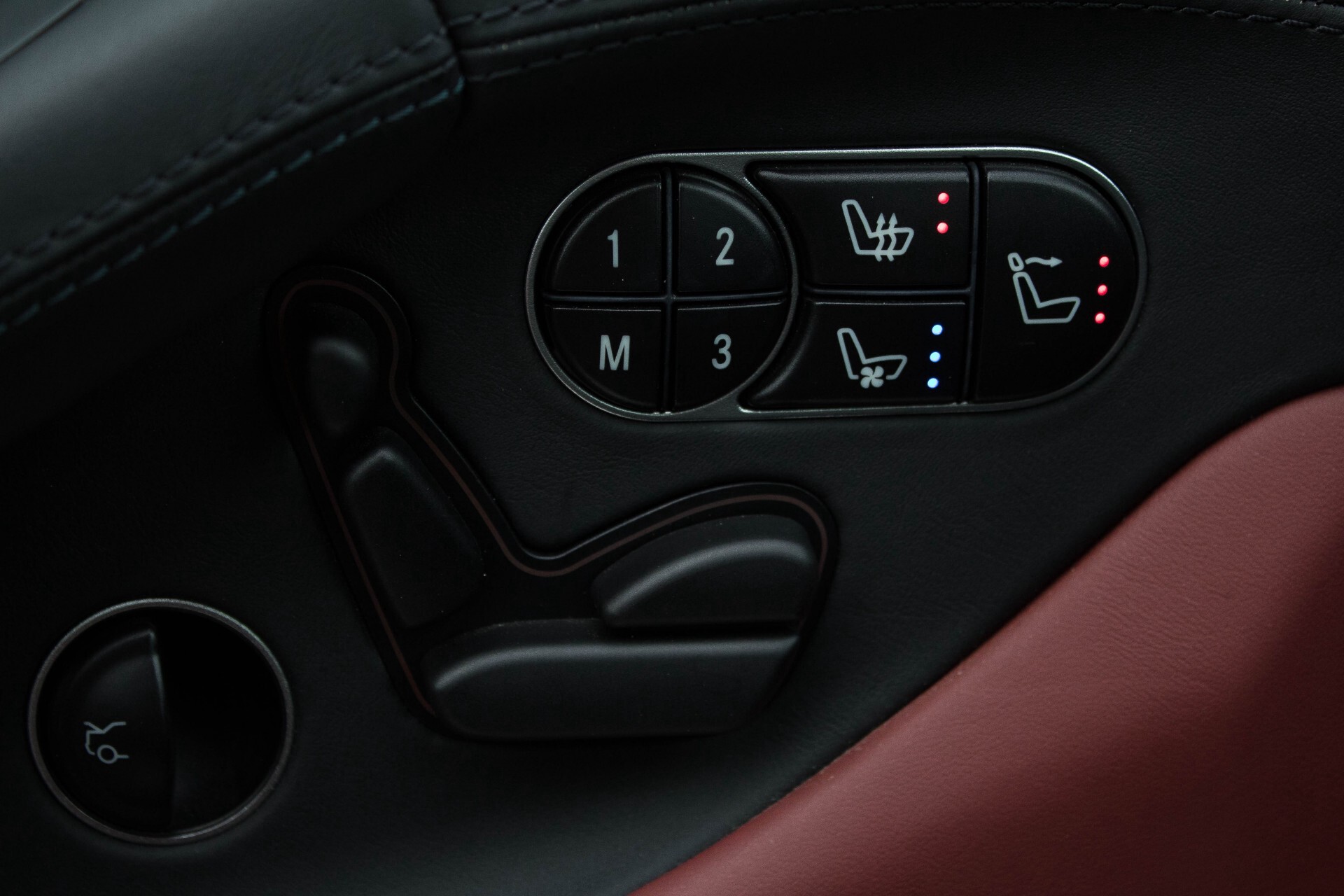 Mercedes-Benz SL-Klasse 63 AMG Performance/Carbon/Exclusive/Panorama Aut7 Foto 24