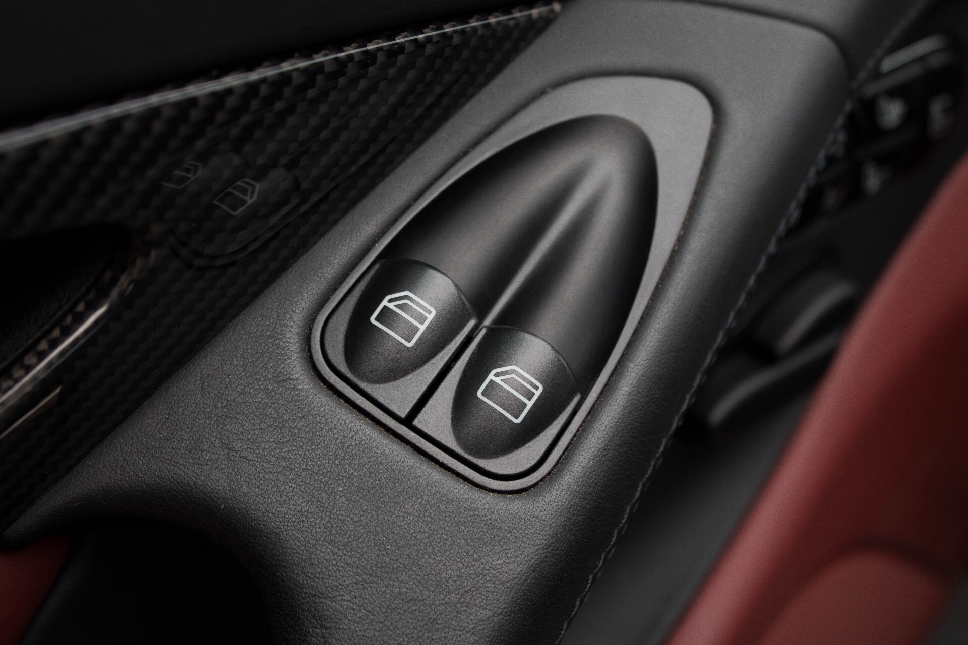 Mercedes-Benz SL-Klasse 63 AMG Performance/Carbon/Exclusive/Panorama Aut7 Foto 25