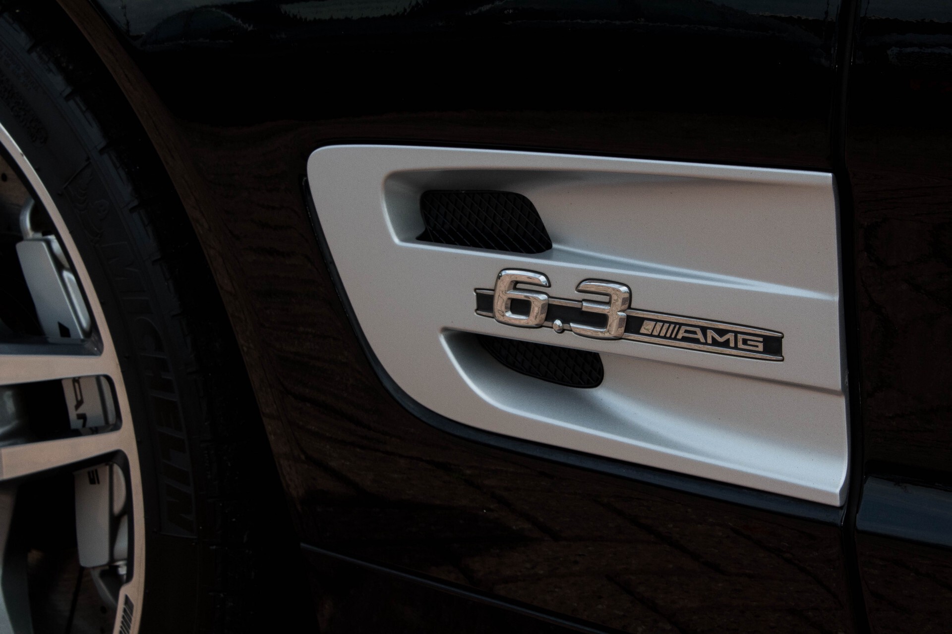 Mercedes-Benz SL-Klasse 63 AMG Performance/Carbon/Exclusive/Panorama Aut7 Foto 39