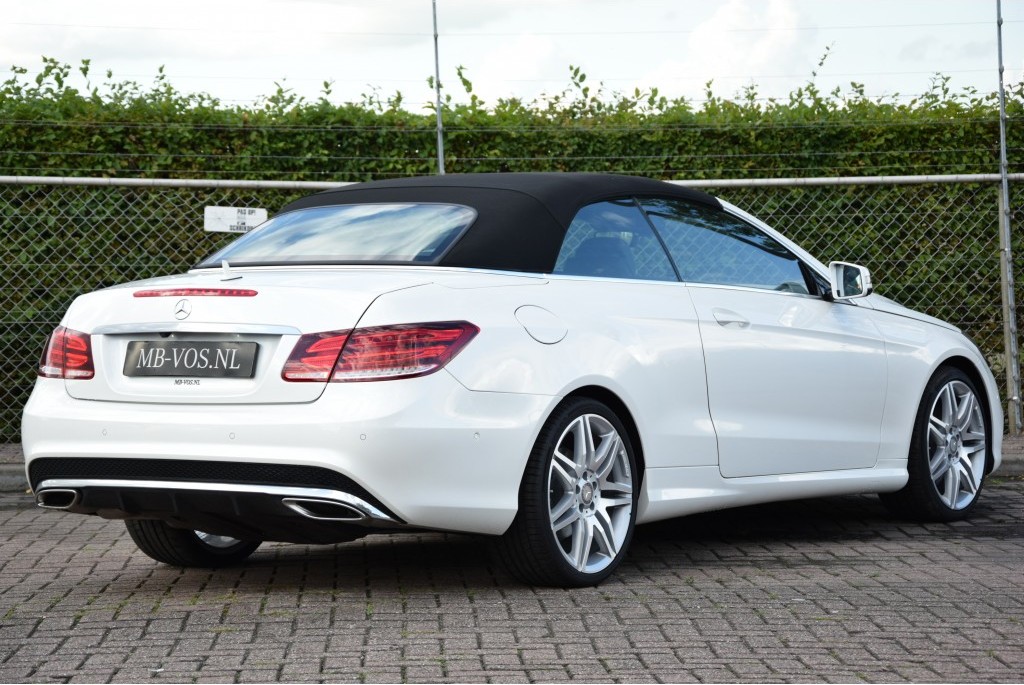 Mercedes-Benz E-Klasse Cabrio 400 AMG Aut7 Foto 2