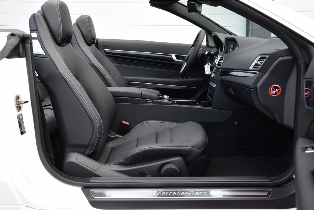 Mercedes-Benz E-Klasse Cabrio 400 AMG Aut7 Foto 3