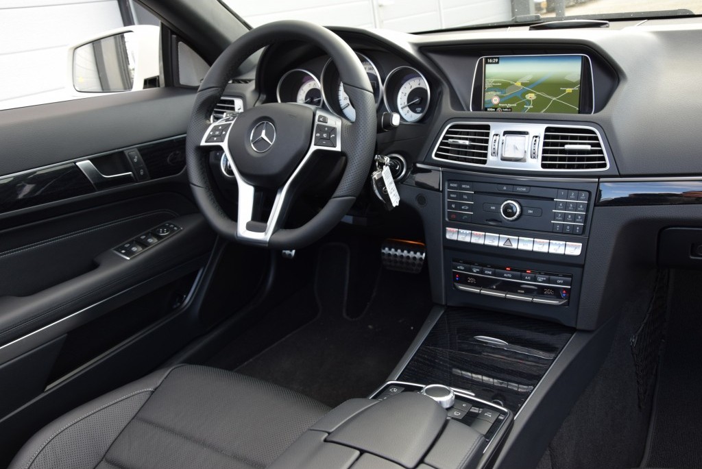 Mercedes-Benz E-Klasse Cabrio 400 AMG Aut7 Foto 5