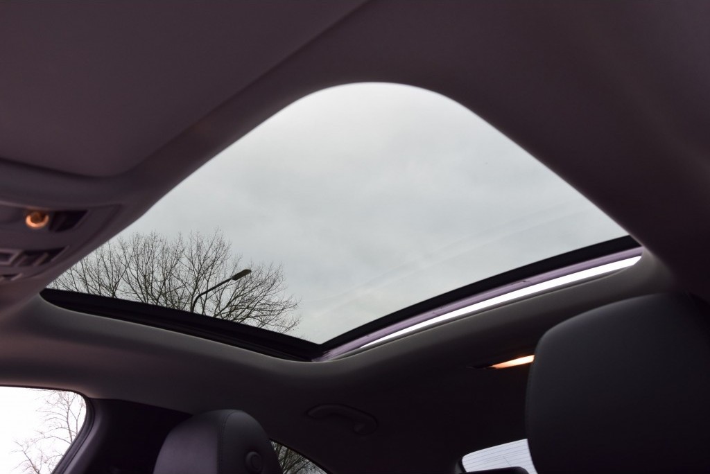 Mercedes-Benz CLA-Klasse 250 Panorama/Distronic/Leer/Com/Sound/ILS Aut7 Foto 15