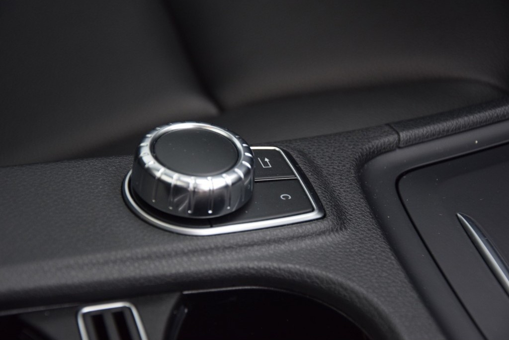 Mercedes-Benz CLA-Klasse 250 Panorama/Distronic/Leer/Com/Sound/ILS Aut7 Foto 16