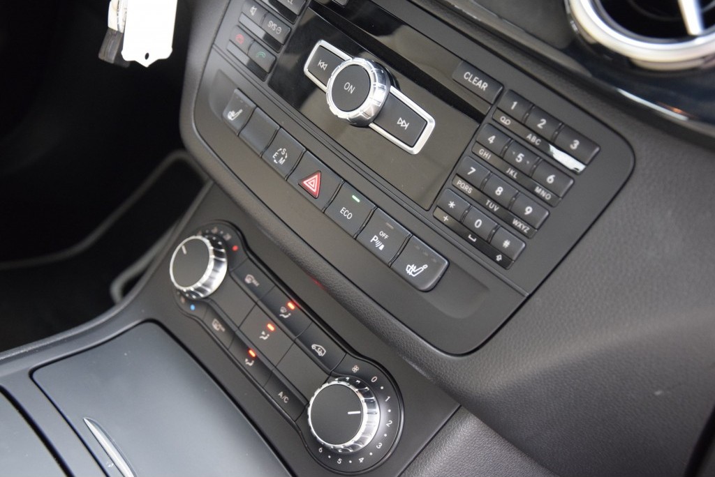 Mercedes-Benz B-Klasse 200 Sport Ambition/Leer/Xenon Aut7 Foto 10