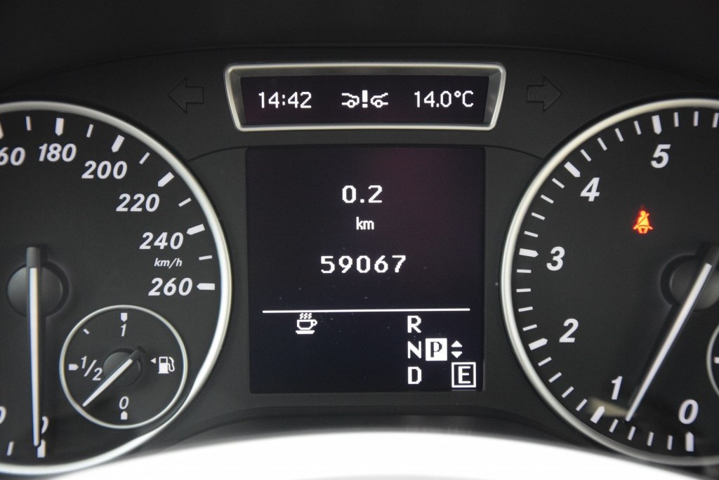 Mercedes-Benz B-Klasse 200 Sport Ambition/Leer/Xenon Aut7 Foto 6