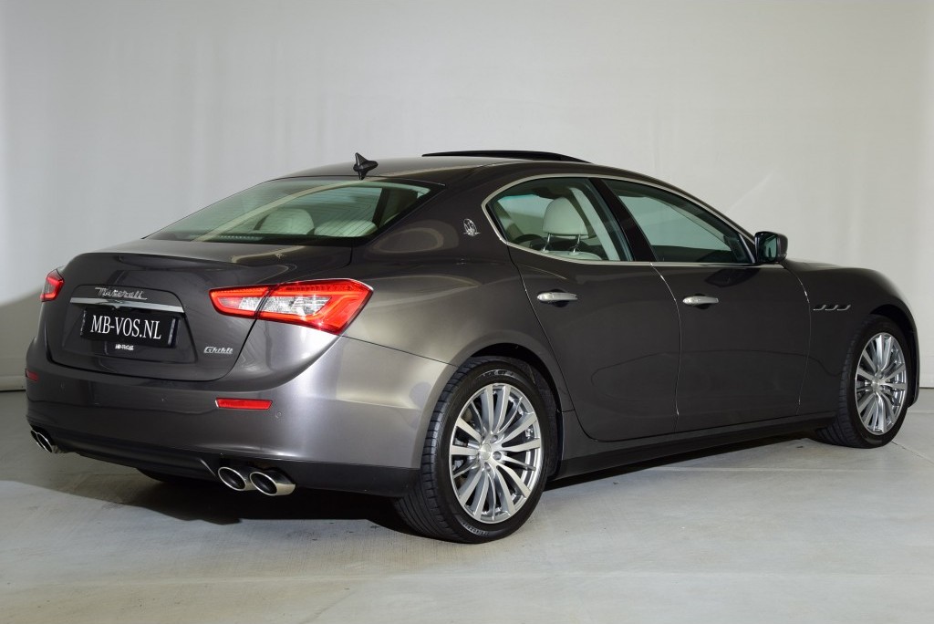 Maserati Ghibli 3.0 D Aut Nappaleder Exclusief / Schuifdak Foto 2