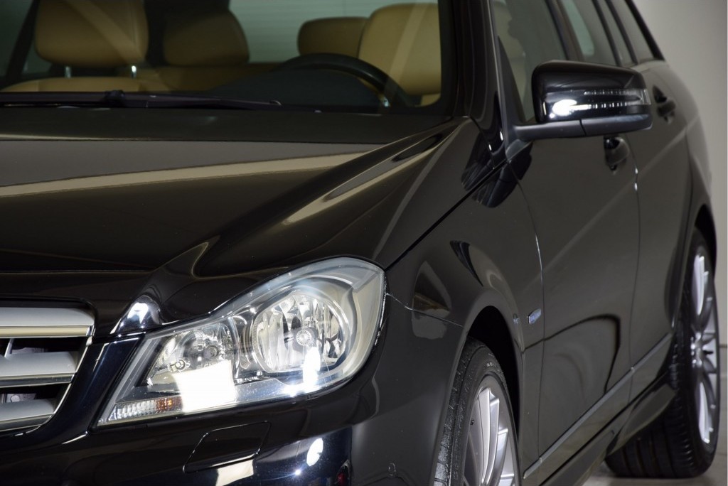 Mercedes-Benz C-Klasse 350 Cdi Estate AMG Panorama/Com/Harman-Kardon Aut7 Foto 22