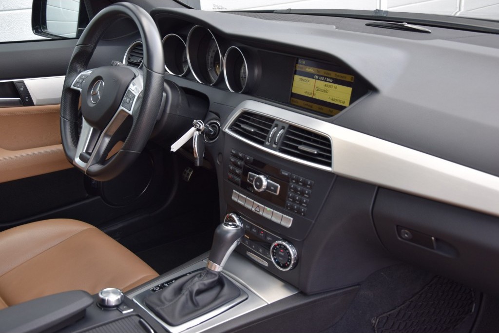 Mercedes-Benz C-Klasse 350 Cdi Estate AMG Panorama/Com/Harman-Kardon Aut7 Foto 5