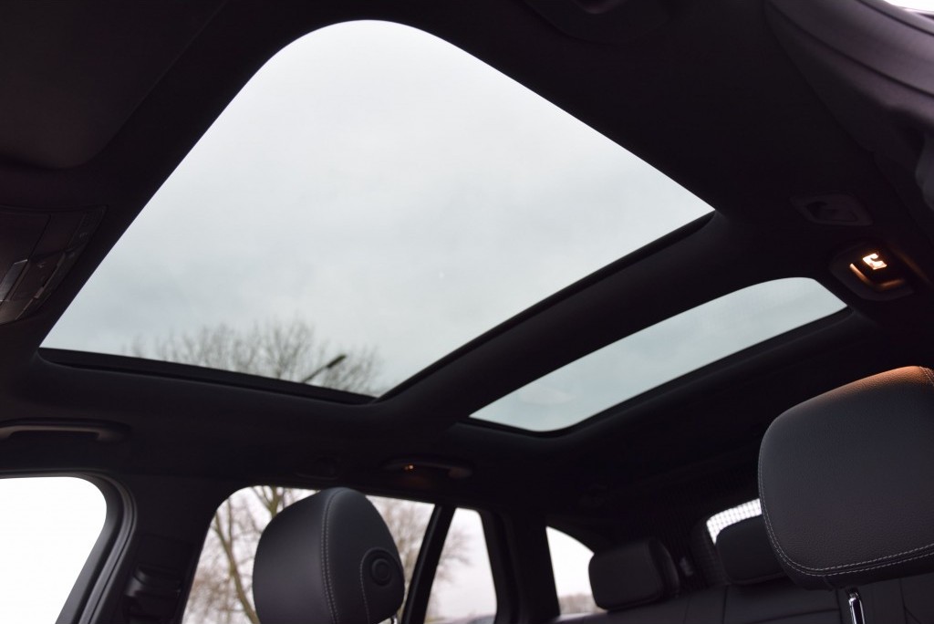 Mercedes-Benz C-Klasse 250 T AMG Night Panorama Burmeister/Com/Mem/19" Aut7 Foto 13