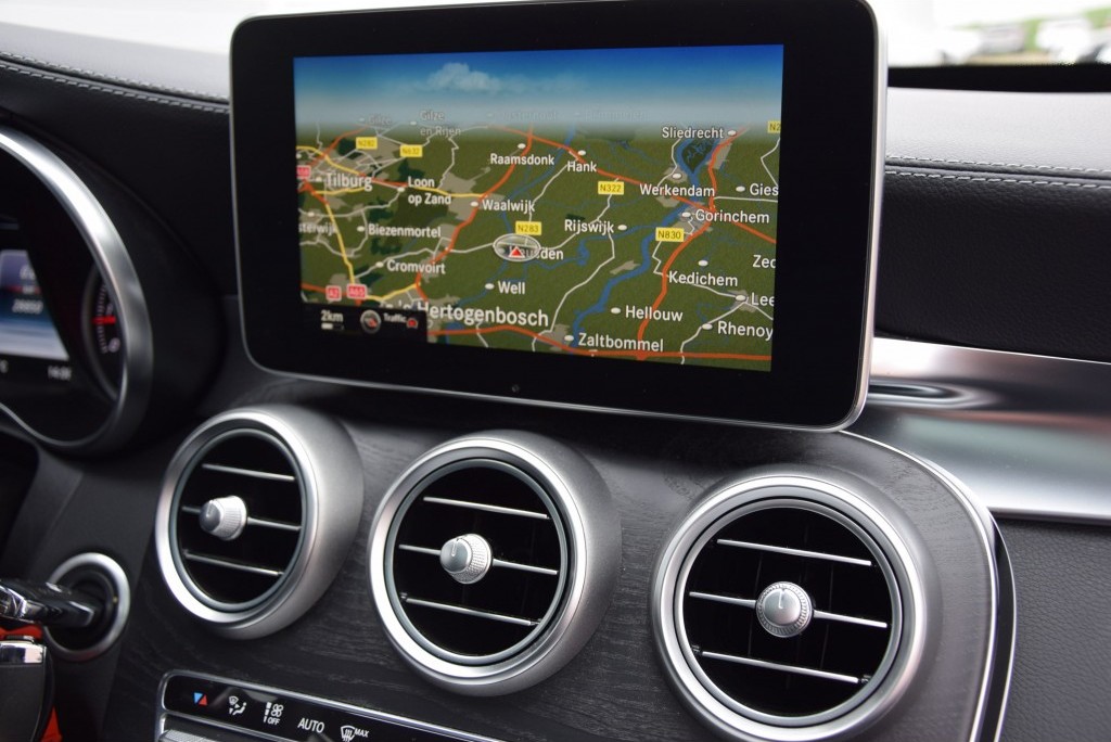 Mercedes-Benz C-Klasse 250 T AMG Night Panorama Burmeister/Com/Mem/19" Aut7 Foto 16