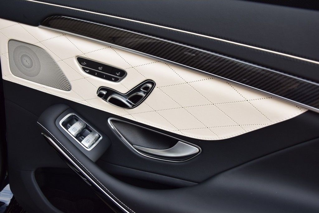 Mercedes-Benz S-Klasse 63 AMG Lang 4-M Carbon/First Class Aut7 Foto 19