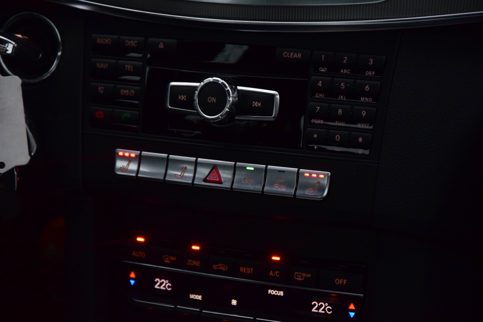 Mercedes-Benz E-Klasse 350 Bluetec AMG Leder/Dak/Com/Harman-Kardon Aut7 Foto 9