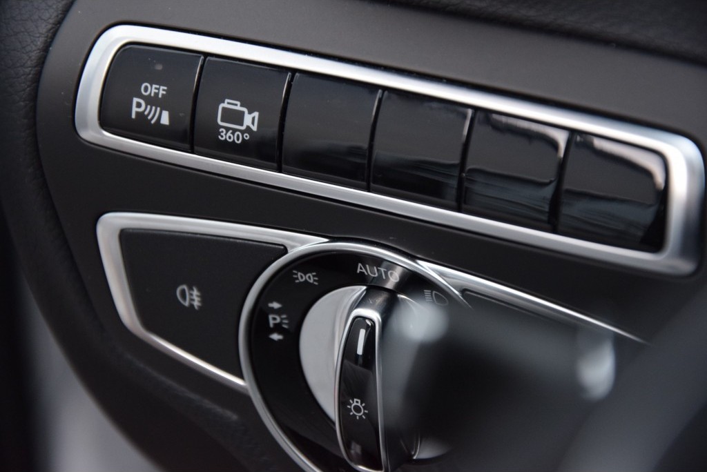 Mercedes-Benz C-Klasse 200 Avantgarde Leer/Dak/Com/ILS/360-cam Aut7 Foto 11