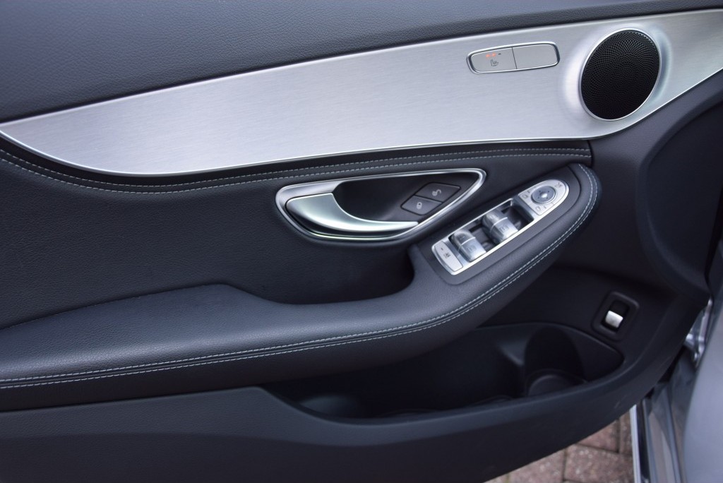 Mercedes-Benz C-Klasse 200 Avantgarde Leer/Dak/Com/ILS/360-cam Aut7 Foto 17