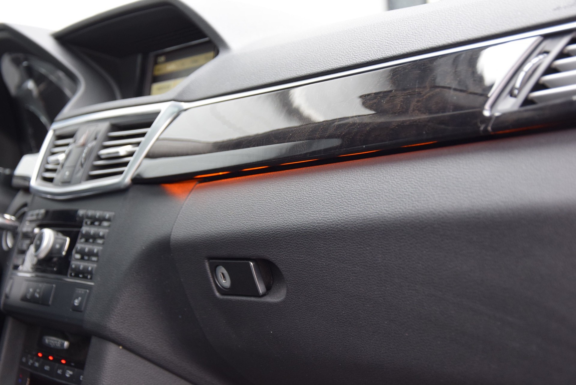 Mercedes-Benz E-Klasse 350 Cdi Avantgarde Leder/Comand/Dak Aut7 Foto 14