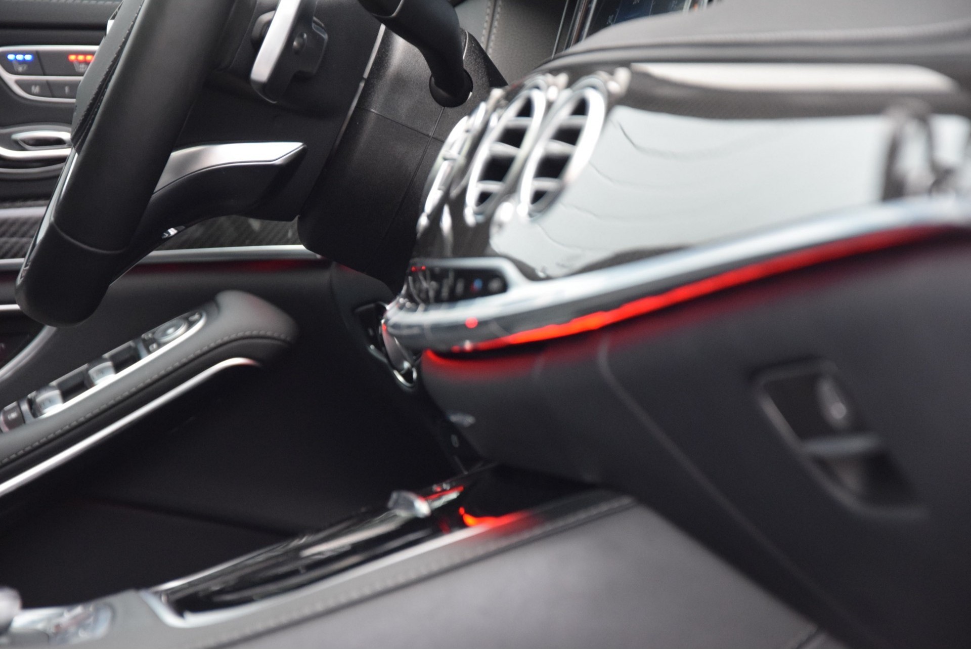 Mercedes-Benz S-Klasse 350 4M Bluetec Lang AMG Plus Aut7 NP: €175865 Foto 13