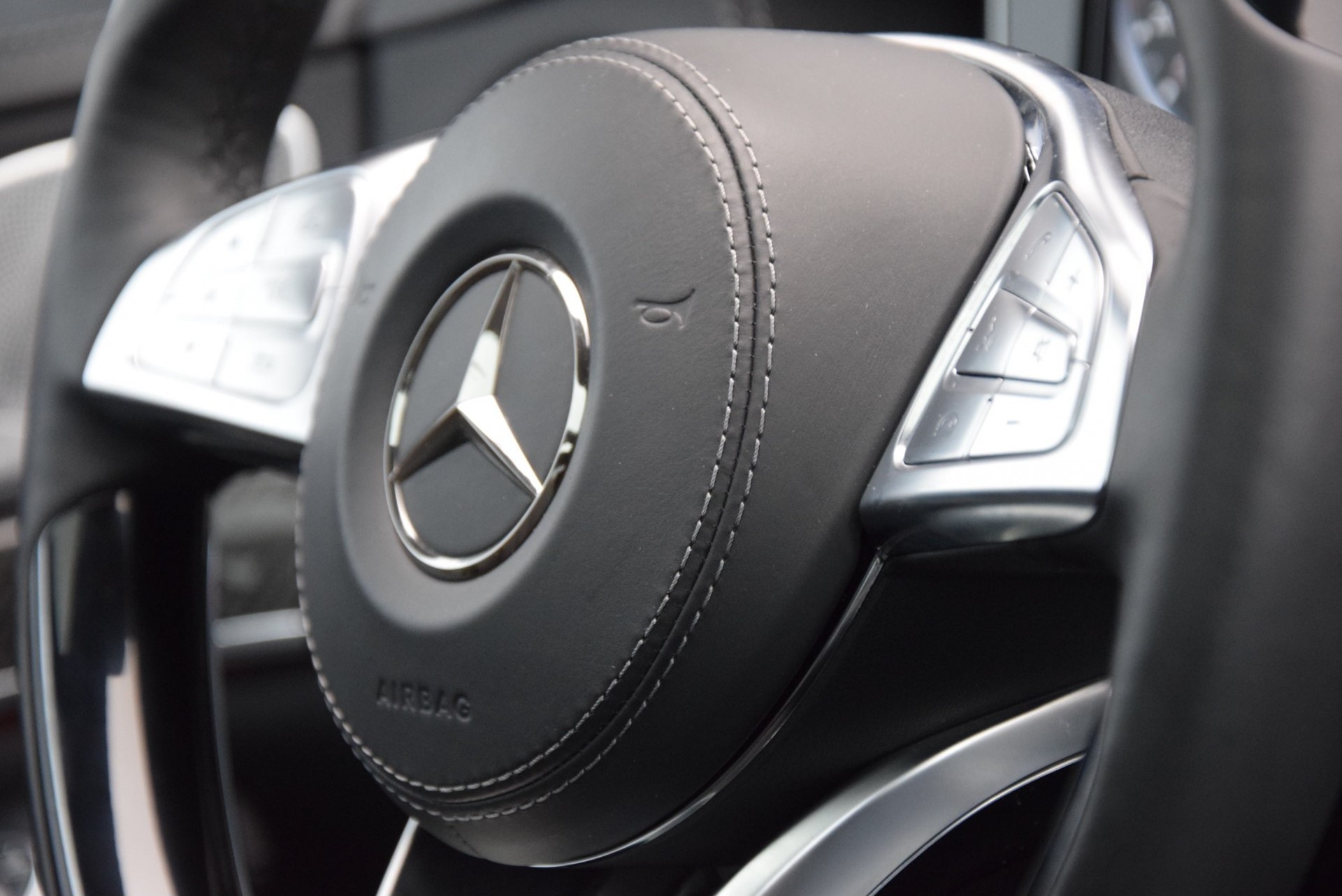 Mercedes-Benz S-Klasse 350 4M Bluetec Lang AMG Plus Aut7 NP: €175865 Foto 16