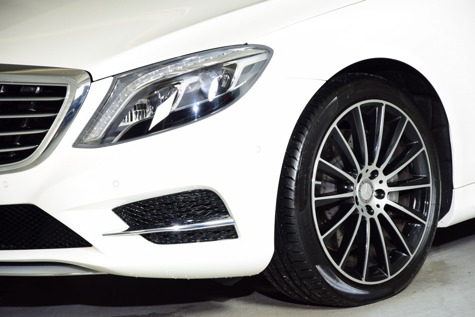 Mercedes-Benz S-Klasse 350 4M Bluetec Lang AMG Plus Aut7 NP: €175865 Foto 31