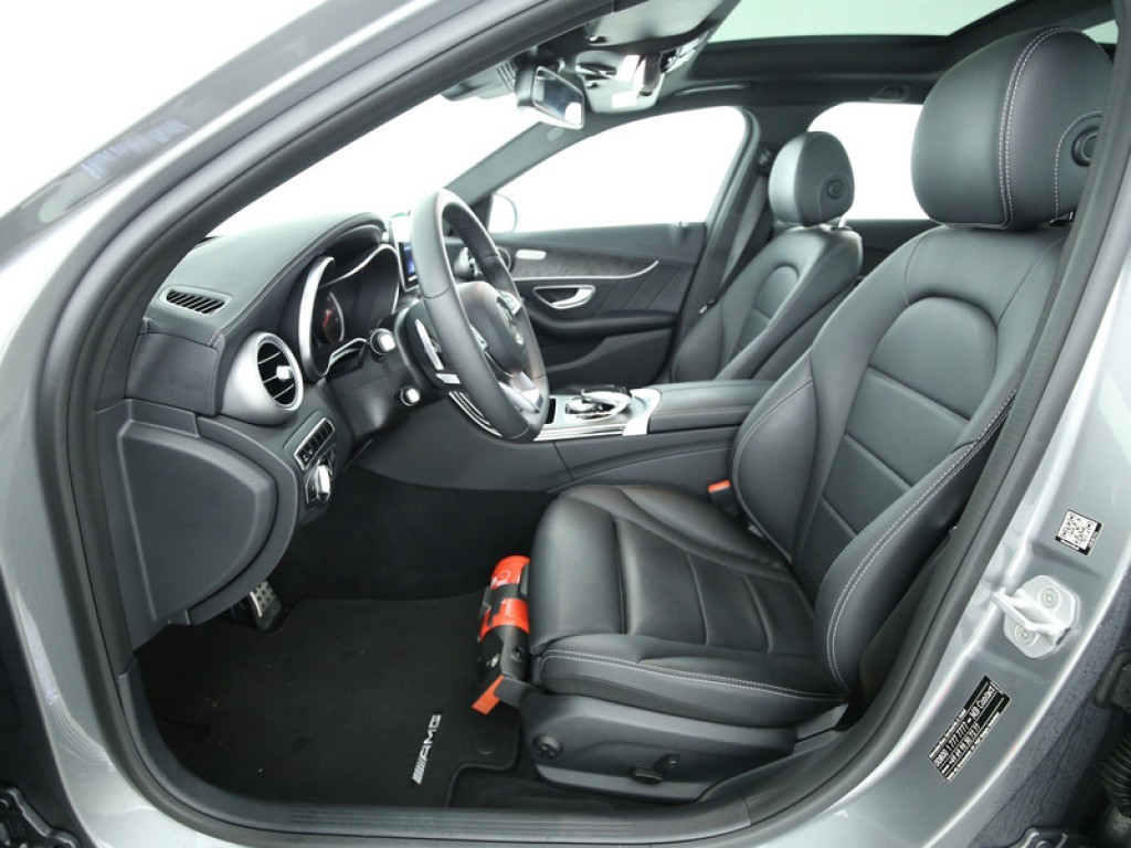 Mercedes-Benz C-Klasse Estate 250 Estate AMG Panorama/Leer/HUD/Navi/ILS Aut7 Foto 3