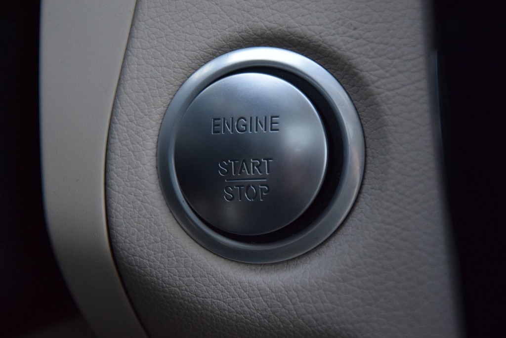 Mercedes-Benz C-Klasse 300 Bluetec Hybrid Distronic/Keyless/HUD/TV/360cam Aut7 Foto 15