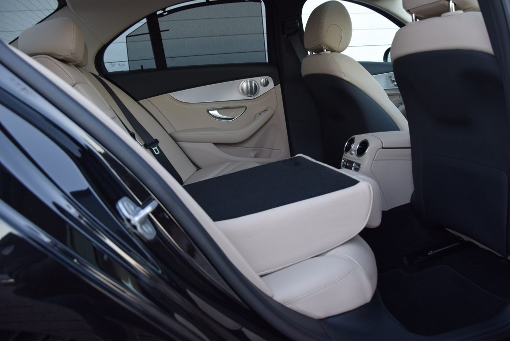 Mercedes-Benz C-Klasse 300 Bluetec Hybrid Distronic/Keyless/HUD/TV/360cam Aut7 Foto 16