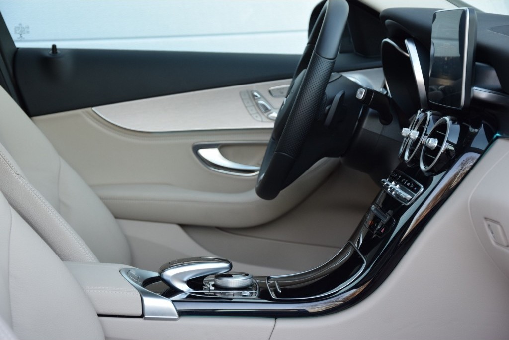 Mercedes-Benz C-Klasse 300 Bluetec Hybrid Distronic/Keyless/HUD/TV/360cam Aut7 Foto 5