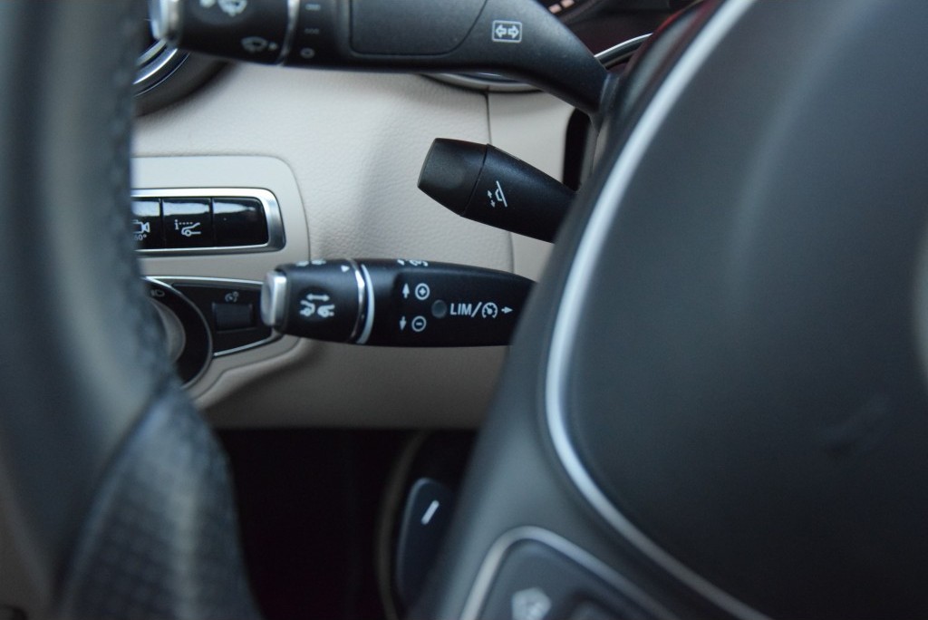 Mercedes-Benz C-Klasse 300 Bluetec Hybrid Distronic/Keyless/HUD/TV/360cam Aut7 Foto 7