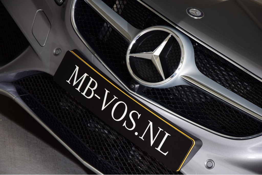 Mercedes-Benz E-Klasse Coupé 200 Coupe AMG Panorama Leer/Com/360-cam Aut7 Foto 21