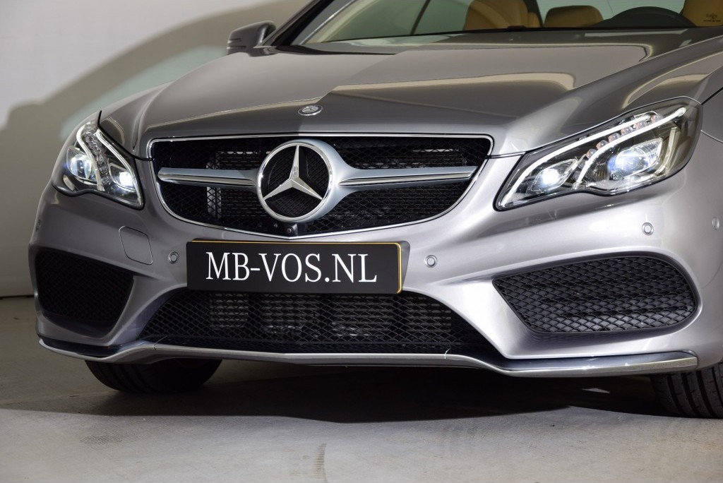 Mercedes-Benz E-Klasse Coupé 200 Coupe AMG Panorama Leer/Com/360-cam Aut7 Foto 23