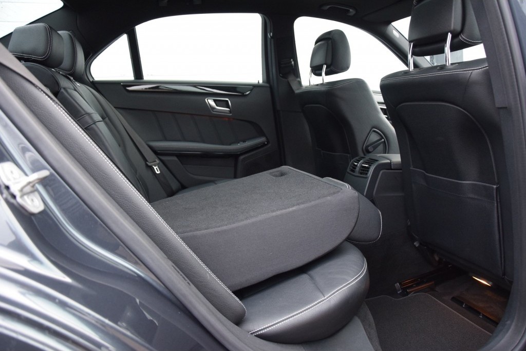 Mercedes-Benz E-Klasse 350 Cdi Avantgarde AMG/Dak/Com Aut7 265 pk Foto 14