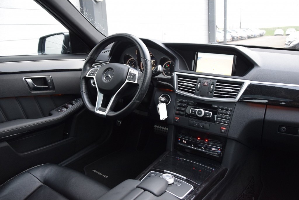 Mercedes-Benz E-Klasse 350 Cdi Avantgarde AMG/Dak/Com Aut7 265 pk Foto 6