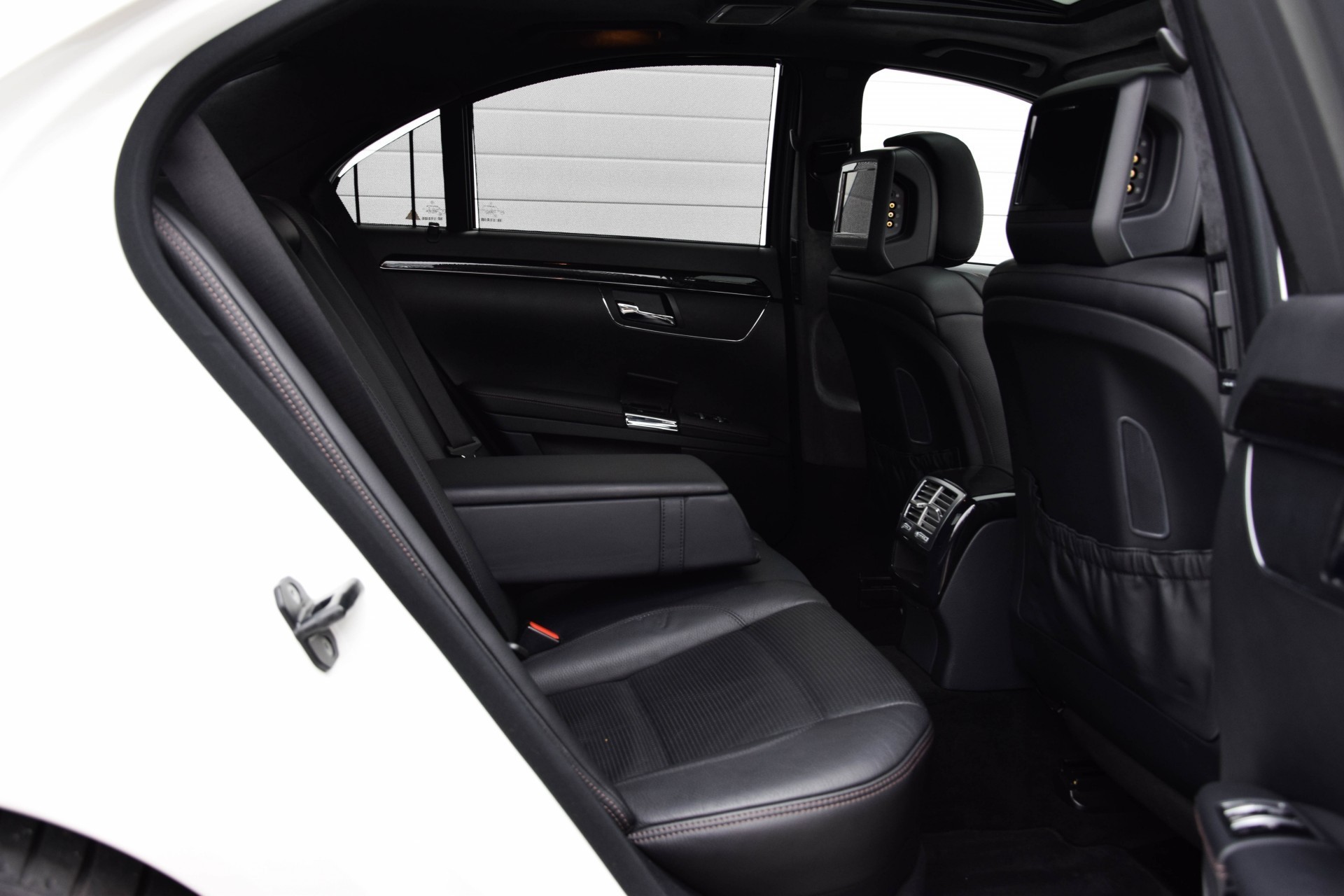 Mercedes-Benz S-Klasse Performance Pack / Entertainment / Alcantara Aut7 Foto 4