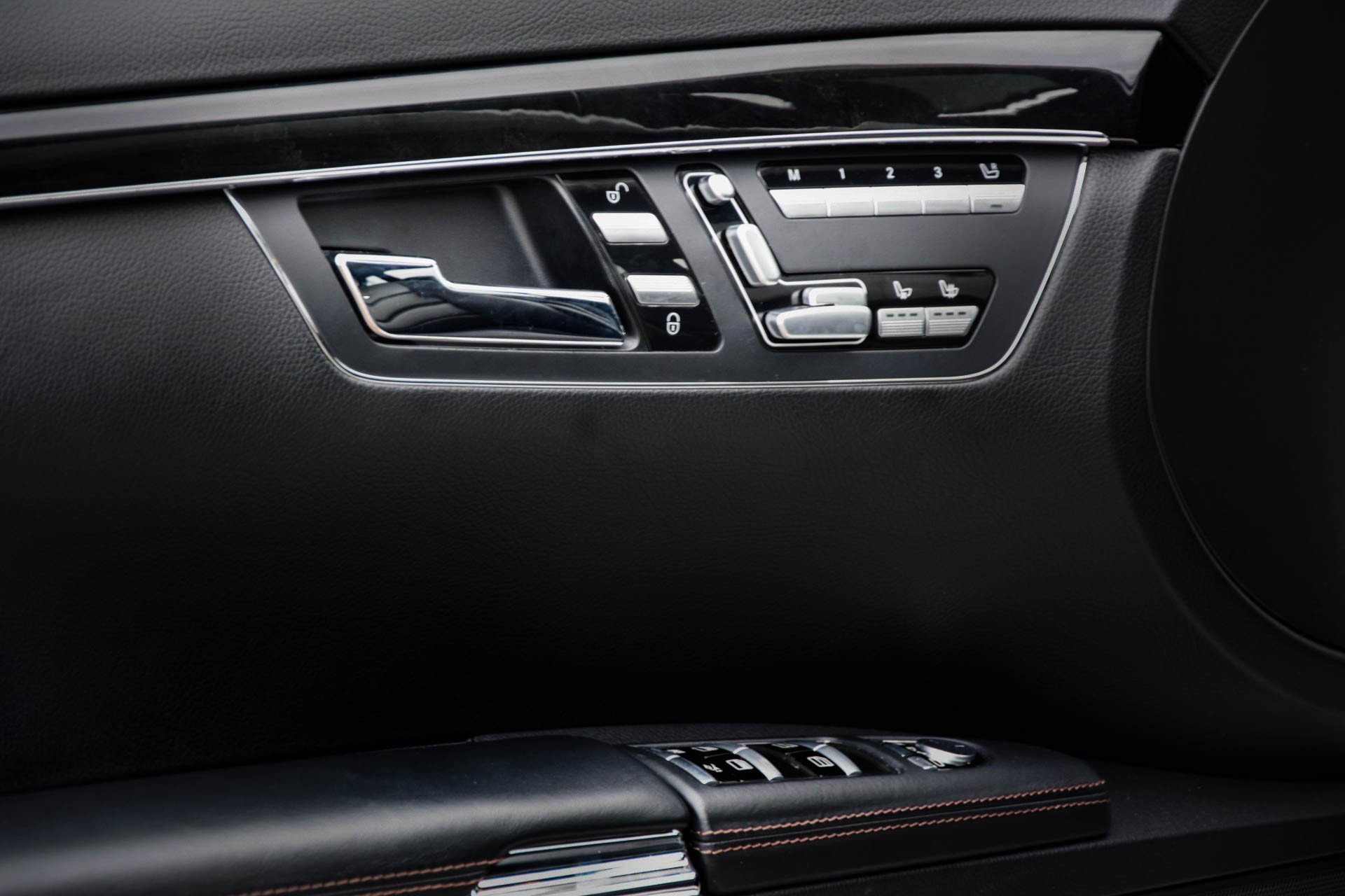 Mercedes-Benz S-Klasse Performance Pack / Entertainment / Alcantara Aut7 Foto 9