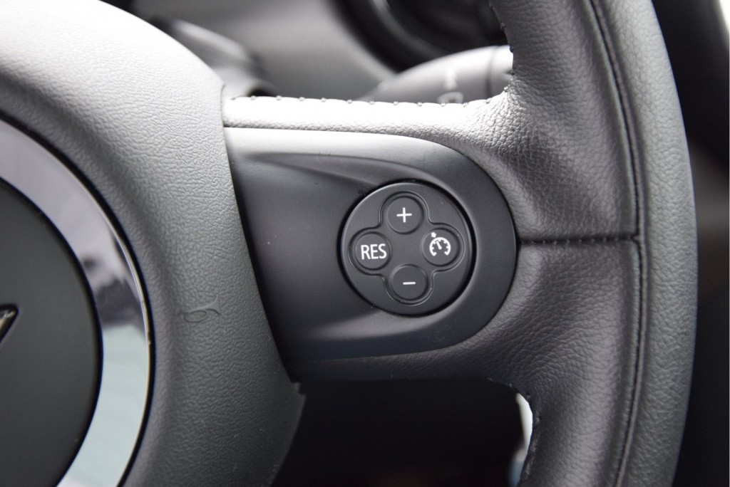 MINI Cabrio 1.6 Highgate Cabrio 1.6 Highgate Bruin Leer/Navi Foto 11