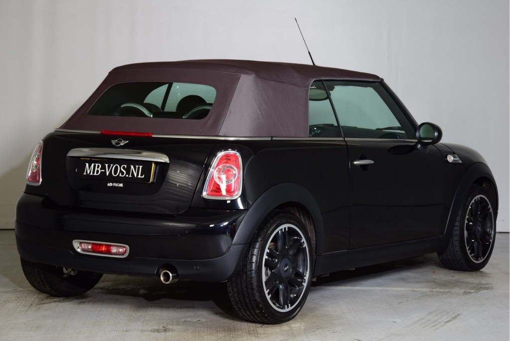 MINI Cabrio 1.6 Highgate Cabrio 1.6 Highgate Bruin Leer/Navi Foto 4