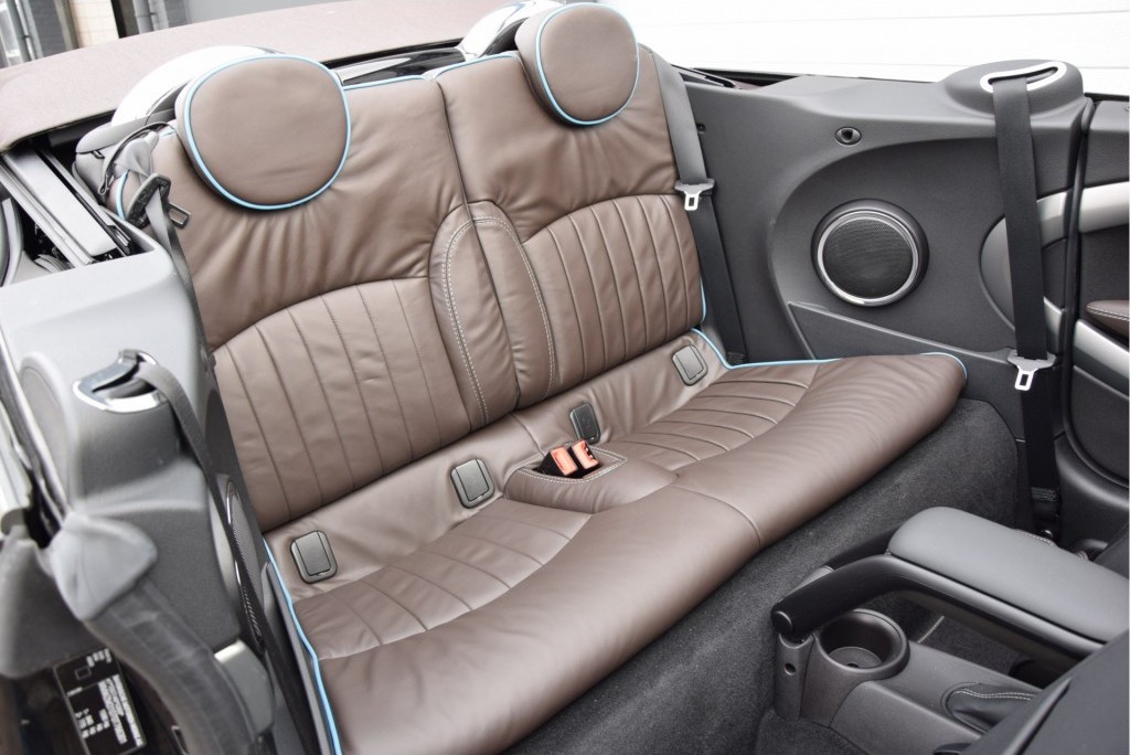 MINI Cabrio 1.6 Highgate Cabrio 1.6 Highgate Bruin Leer/Navi Foto 8