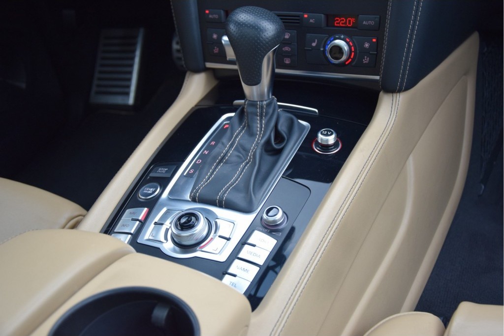 Audi Q7 6.0 TDI QUATTRO 4+2 Exclusive / B&O / Ceramic / Standkachel / Bentleylak Aut6 Foto 18