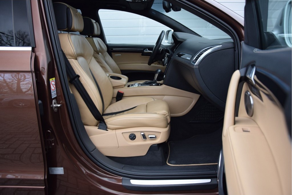 Audi Q7 6.0 TDI QUATTRO 4+2 Exclusive / B&O / Ceramic / Standkachel / Bentleylak Aut6 Foto 3