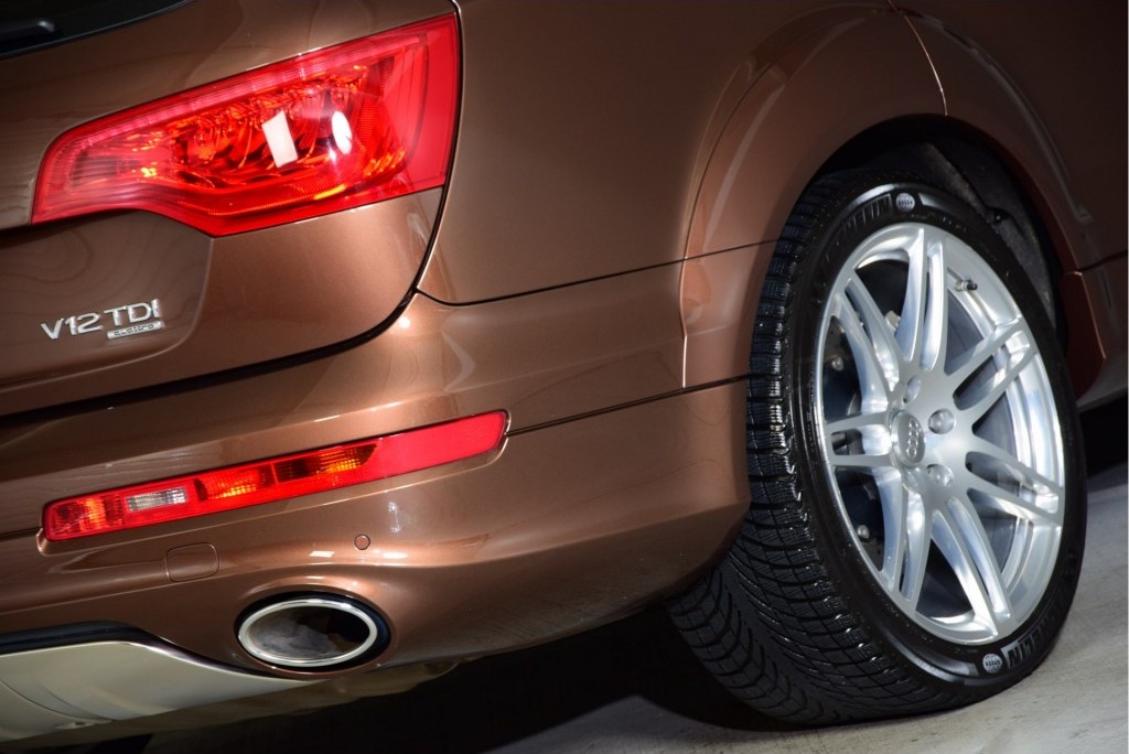 Audi Q7 6.0 TDI QUATTRO 4+2 Exclusive / B&O / Ceramic / Standkachel / Bentleylak Aut6 Foto 32