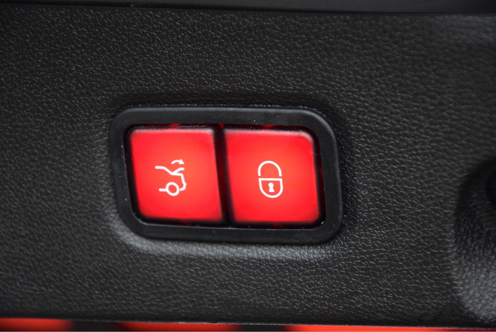 Mercedes-Benz CLS-Klasse 350 Cdi AMG Airmatic Distronic Keyless Mem Harman-Kardon Aut7 Foto 12