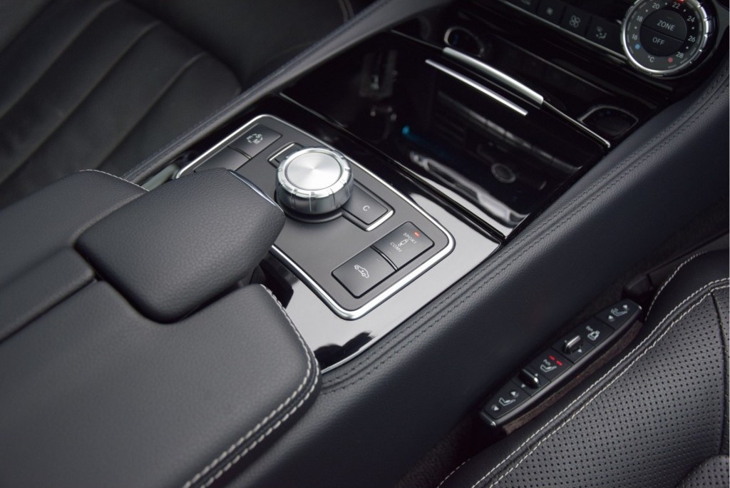 Mercedes-Benz CLS-Klasse 350 Cdi AMG Distronic / Airmatic / Harman-Kardon / Massagestoelen Aut7 Foto 12